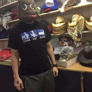 Meet your Posher, Thomas